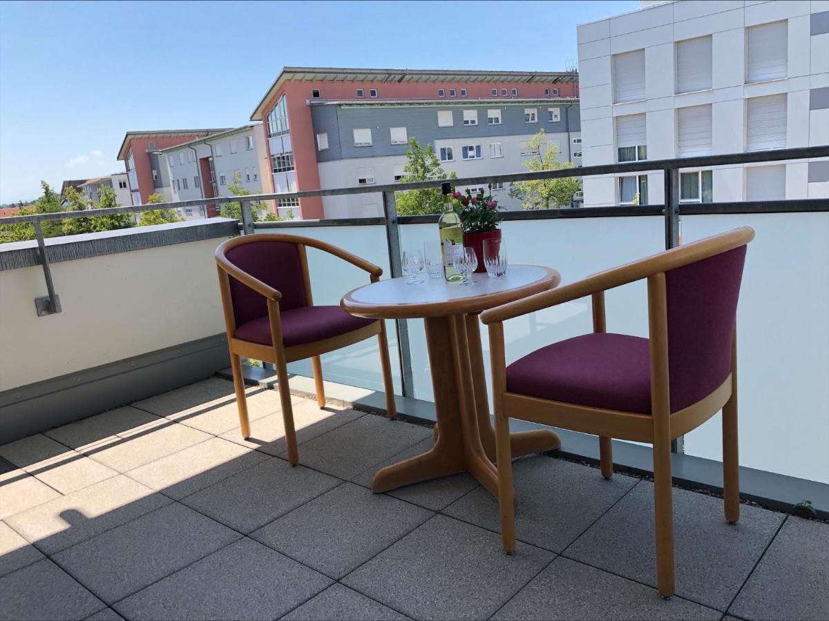 Moderne Alpenblick Apartment Фридрихсхафен Екстериор снимка
